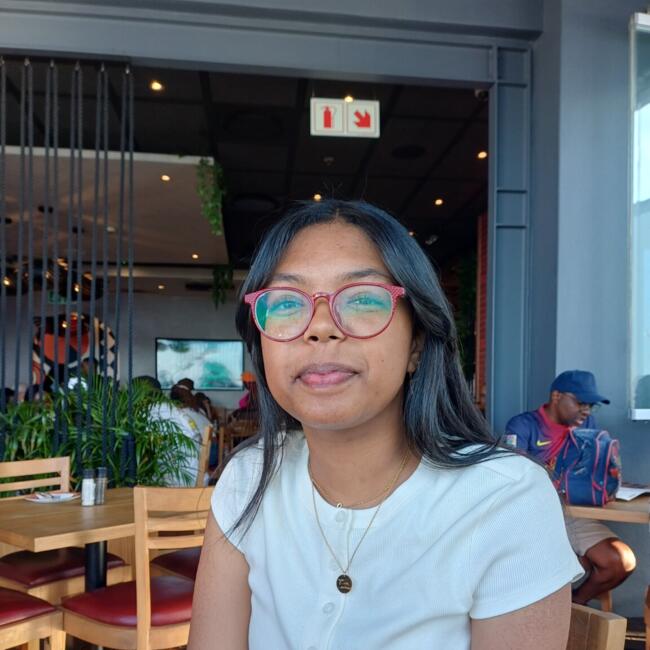 Babysitter in Cape Town: Gabeeba