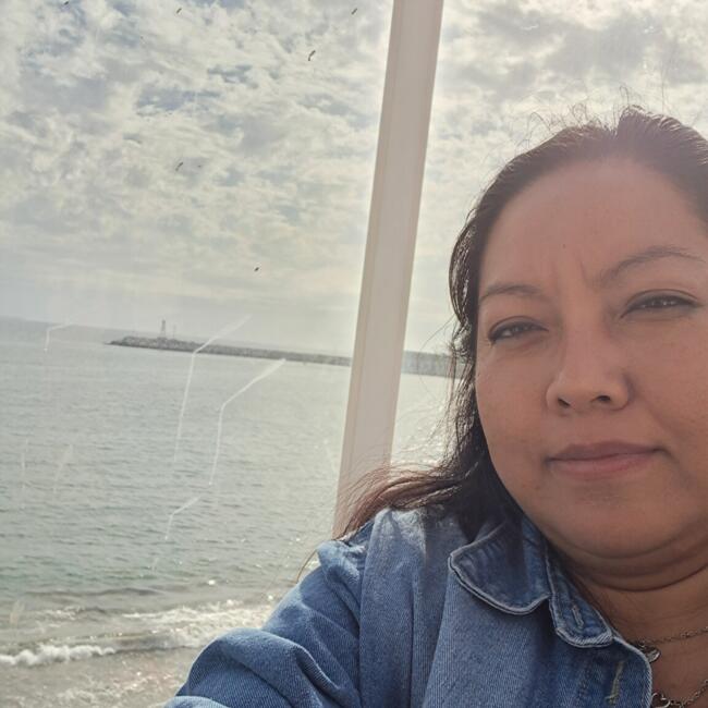 Babysitter in Ensenada: Brenda vanessa