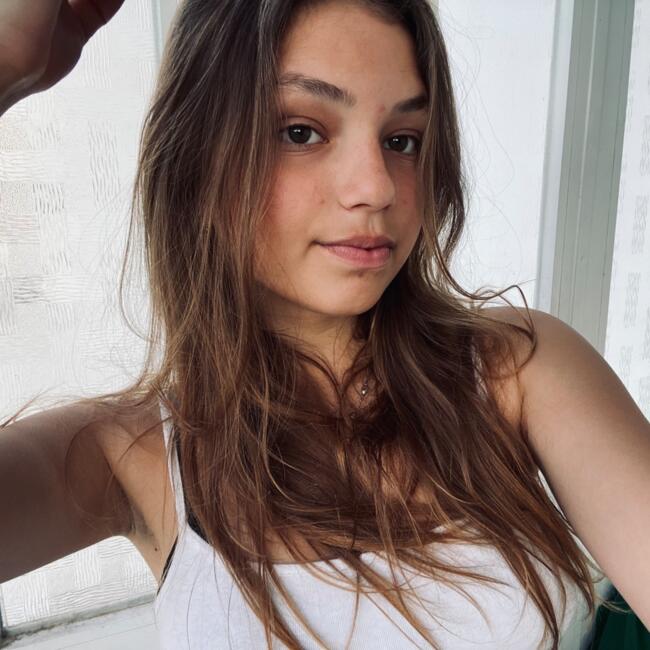 Babysitter in Atalaia (Distrito de Setúbal): Gabriella