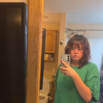 Babysitter in Yelm: Andrea