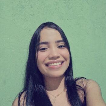 Babá em Belém: Maise