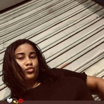 Babysitter in Belford Roxo: Quesia