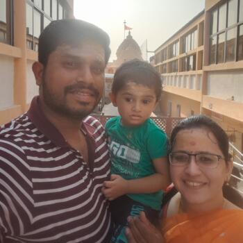 Rājkot में बेबीसिटिंग की नौकरी: बेबीसिटिंग से जुड़े काम DINESH