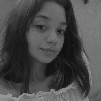 Babysitter in Pisa: Nicole