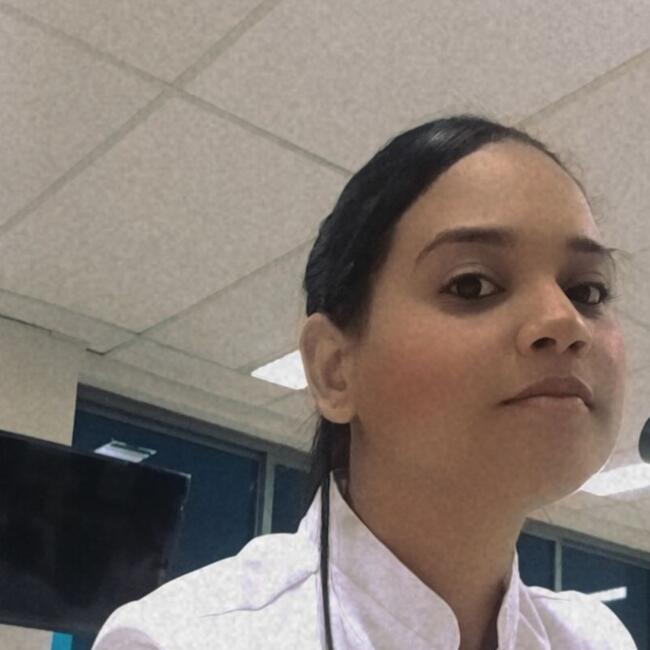 Babysitter in Duque de Caxias: Debora