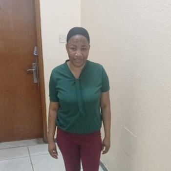 مربية أطفال في إمارة الشارقة: Racheal