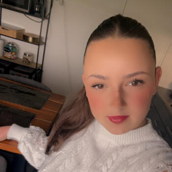 Babysitter in Rosmalen: Michella