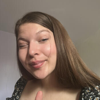 Babysitter in Anderlues: Marie