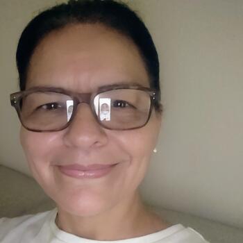 Babá Barra da Tijuca: Veronika