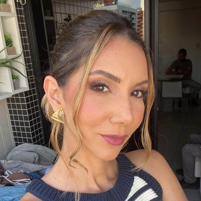 Babysitting job in João Pessoa: Cristine