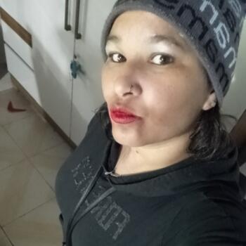 Babá em Almirante Tamandaré: Patrícia