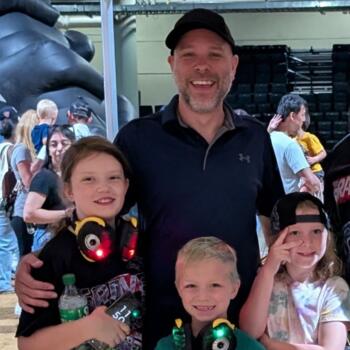 Babysitting job in Mound: babysitting job Aaron