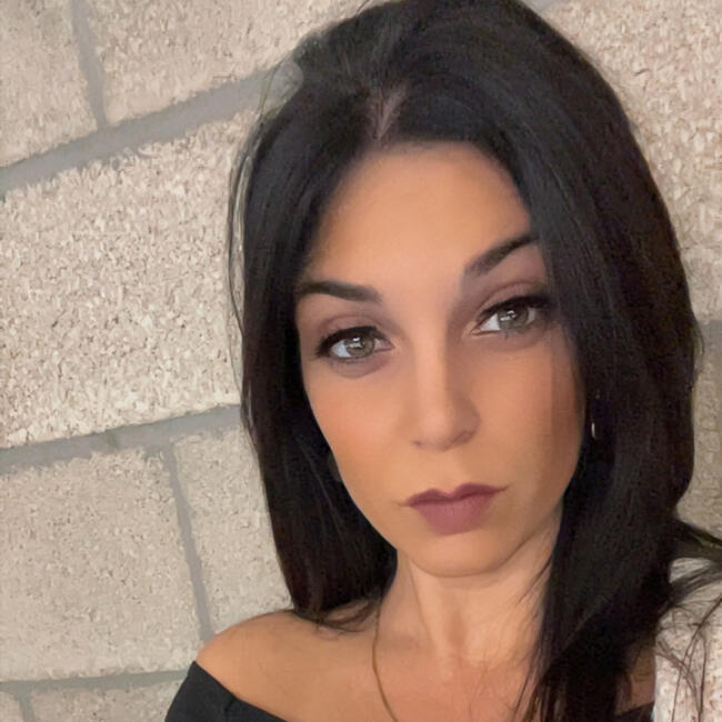 Babysitter in Charleroi: Michaela