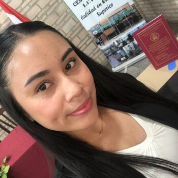 Niñera en Atyrá: Carolina