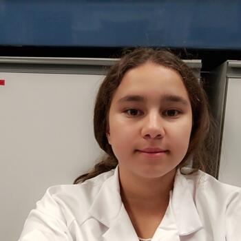 Babysitter in Salouël: Naïma