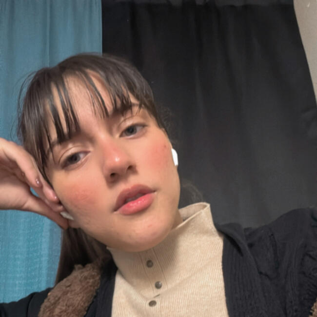 Babysitter in Brooklyn: Perla