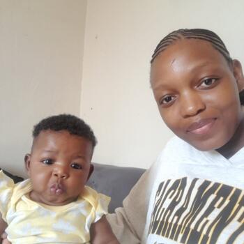 Babysitter in Pretoria: Sharon