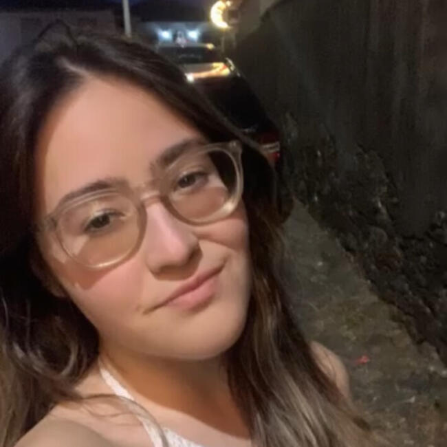 Babysitter in Broalhos: Beatriz