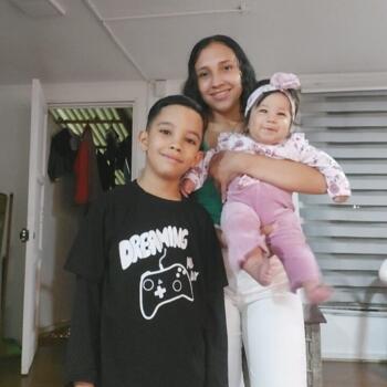 Childminder job in Santiago: babysitting job Karolina