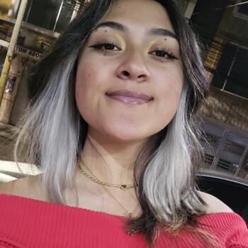 Babysitter in Pasto: Karen