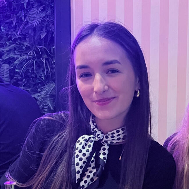 Babysitter in Lyon: Victoria