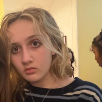 Babysitter Brooklyn: Camille