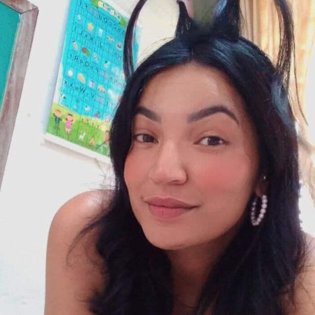 Babá em Estiva Gerbi: Iana