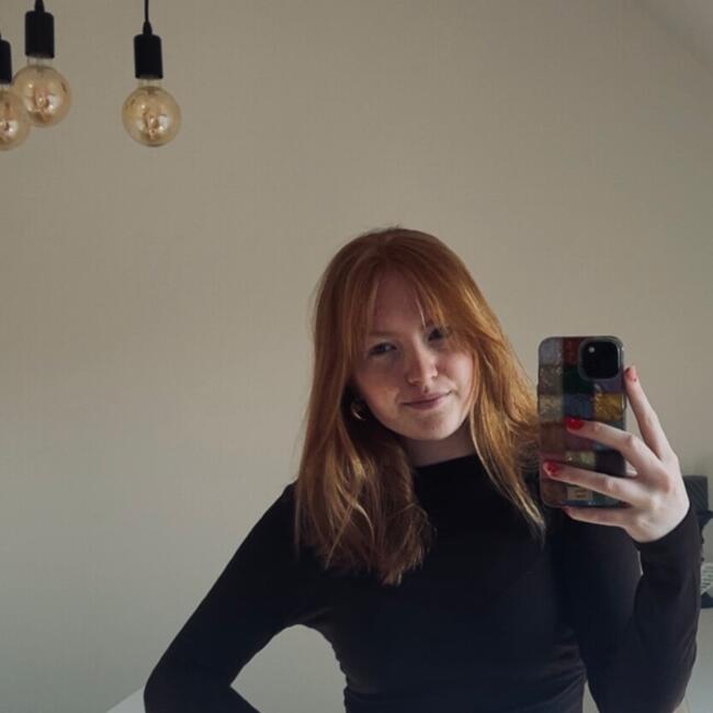 Babysitter in Mere: Eline