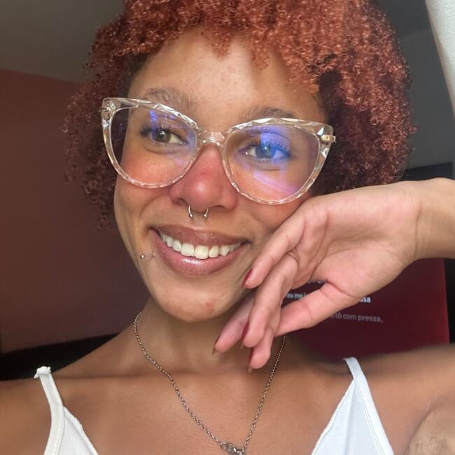 Babysitter in Curitiba: Isabely 