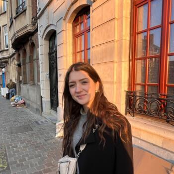 Babysitter in Uccle: Celeste
