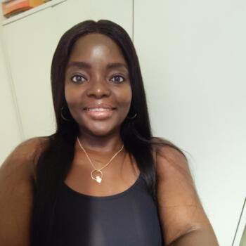 Babysitter in Faro: Marcia