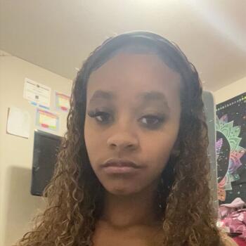 Babysitter in Columbia (Tennessee): Layla