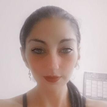 Baby-sitter in Saint-Jean-de-Védas: Stephanie