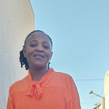 Babysitter Cape Town: Lydie