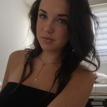 Babysitter in Évin-Malmaison: Léa