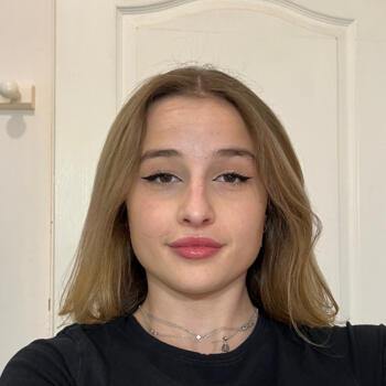 Babysitter in Neuilly-Plaisance: Bertille