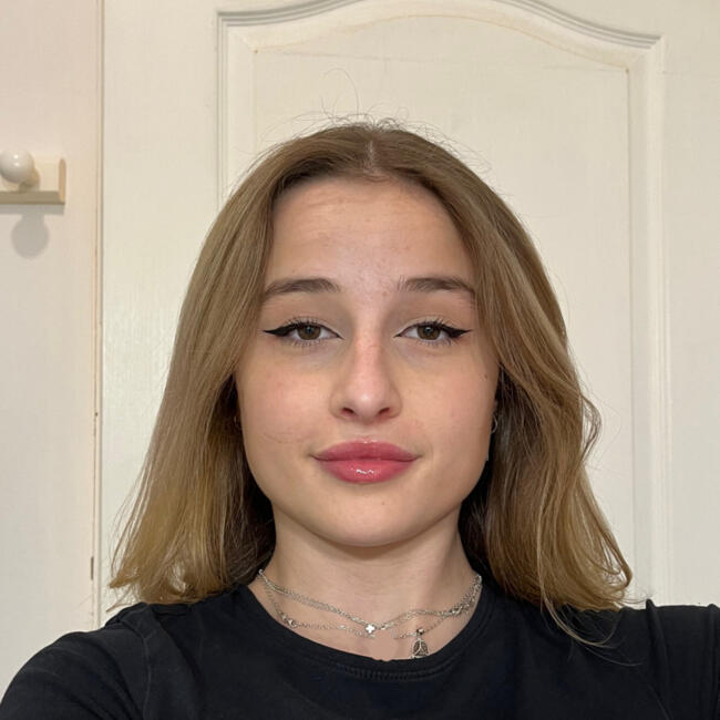 Babysitter in Neuilly-Plaisance: Bertille