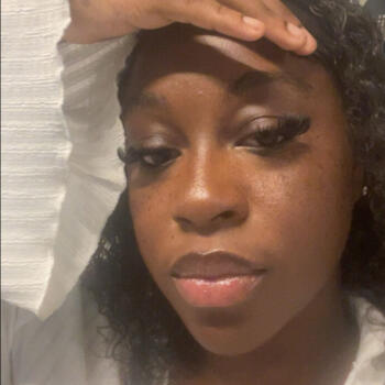 Babysitter in Villejuif: Naomi