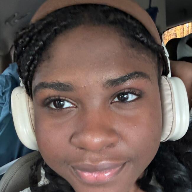 Babysitter in Hyde Park (New York): Vanessa