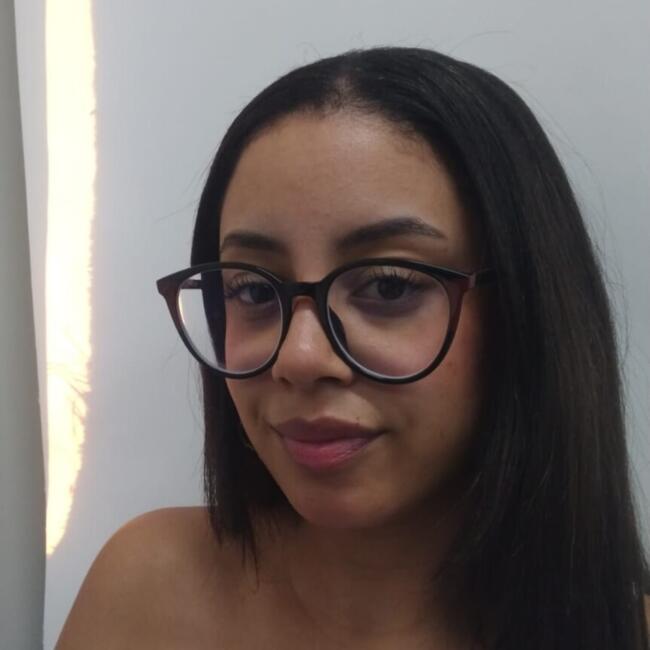 Babá em São Paulo: Livia