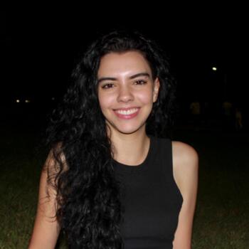 Babysitter São José dos Pinhais: Brenda