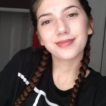 Baby-sitter in Tours: Amandine