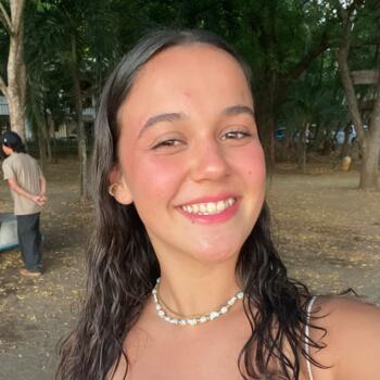 Niñera en Alajuela: Lehana