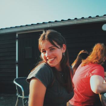 Oppas in Arnhem: Roos