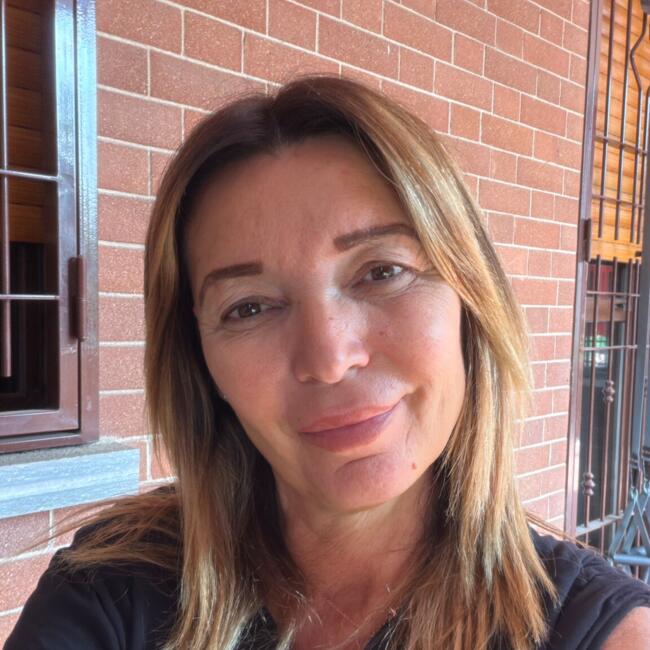 Babysitter in Nichelino: Elena