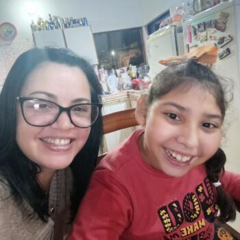 Trabajo para niñera en Lambaré: trabajo de niñera Karina