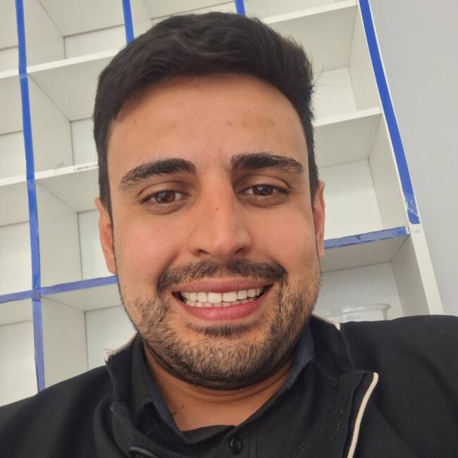 Emprego de babá em Taubaté: Danilo