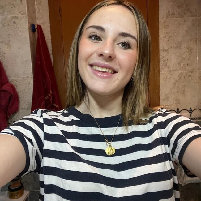 Babysitter in Almassora: Claudia