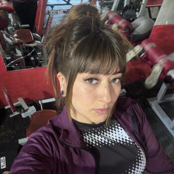 Niñera Berazategui: Lara