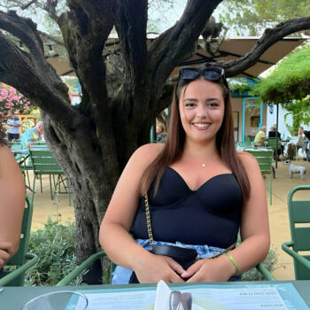 Babysitter Livron-sur-Drôme: Ines